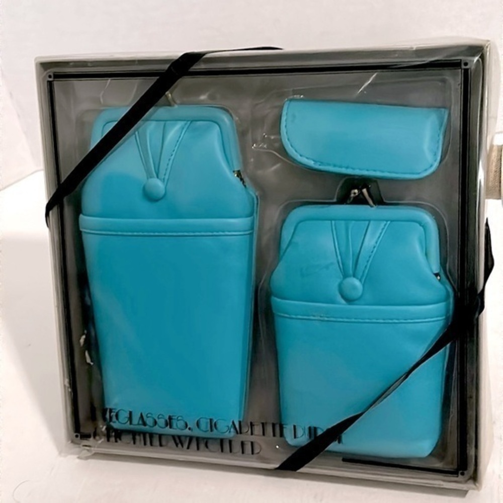 Vintage 90’s 3 pc turquoise blue cigarette, eyeglasses and light holder case NIB